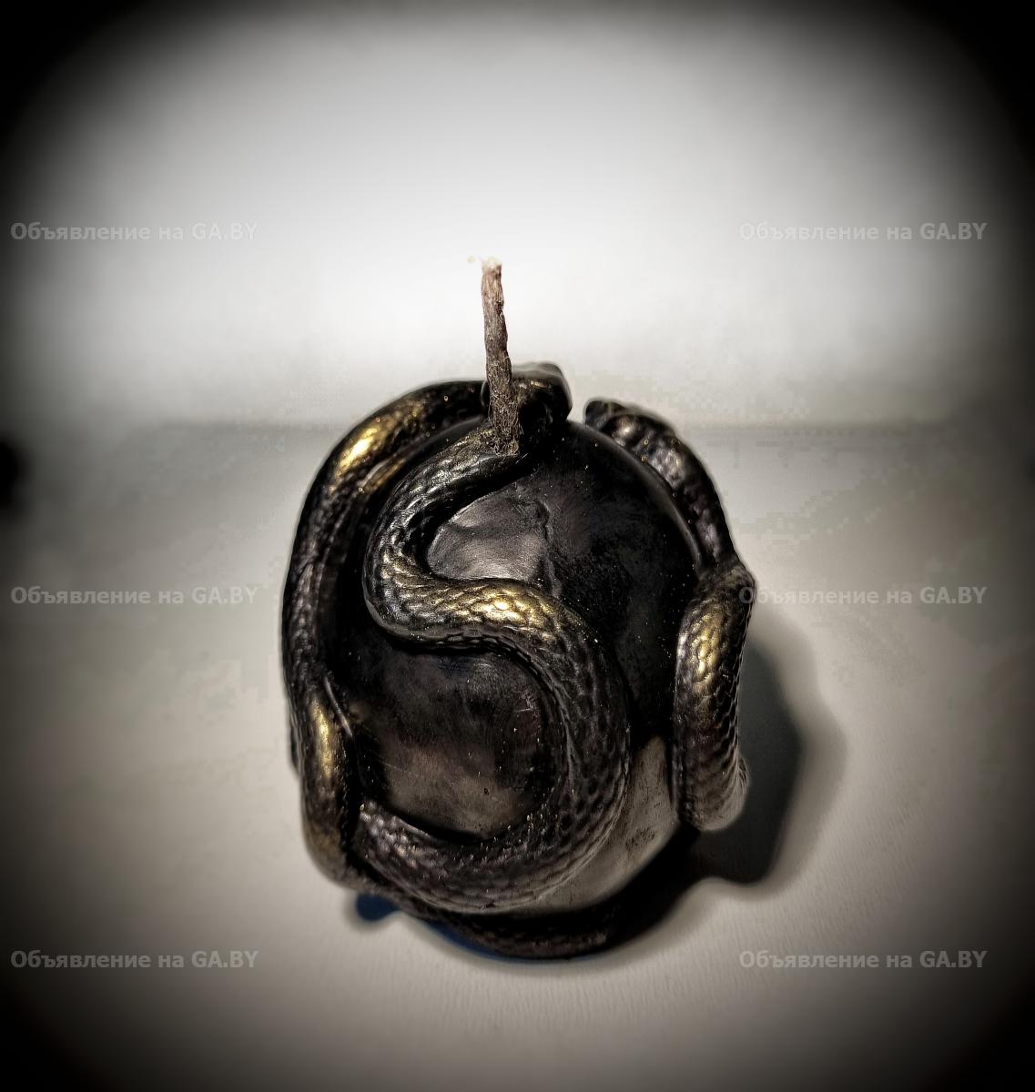 Продам Свеча "Череп со змеей" - GA.BY